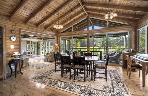 Valla Beach Other | FEED THE ANIMALS! Coastal Farm Stay - just off M1- whole house 4U alone