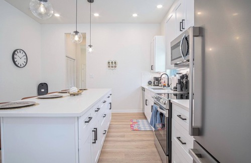 Denver Heights Cottage | Feel, Chill and Enjoy 4br/3ba Near Fun Riverwalk!