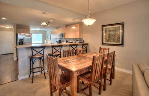 Ocean Shores Condo | Feelin Beachy - Oyhut Bay Seaside Village