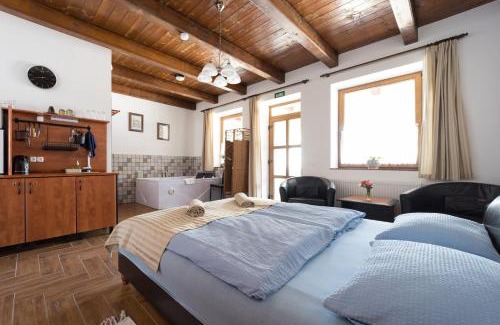 Tolmacs House | Fehér Galamb Vendégház