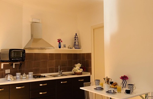 Marina del Cantone Apartment | Felicia's corner studio apartment 2 steps from the sea