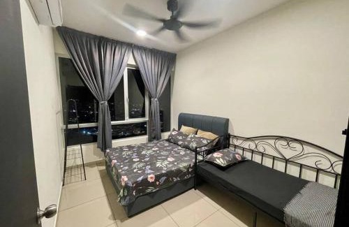 Kuala Lumpur Apartment | Felina Homestay Condo Selayang Batu Caves MusIim Friendly