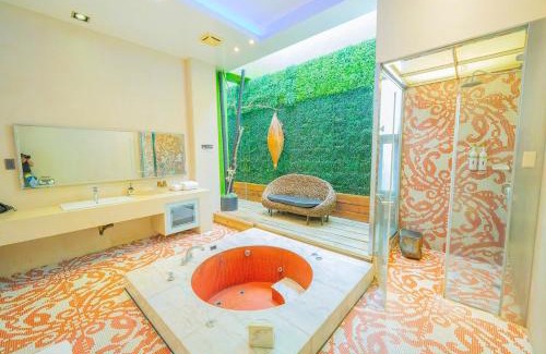 Yuanlin Hotel | Feng Cai Motel