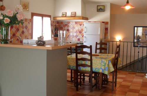 Mirabel-aux-Baronnies Apartment | Fenière Provencale 2/4 7km from Nyons amidst olive Ventoux view