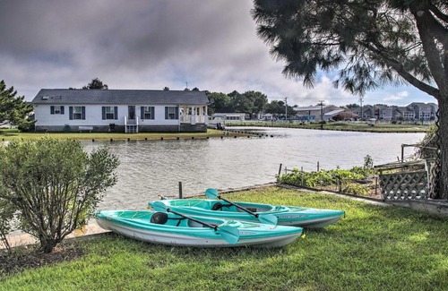 Fenwick Island House | Fenwick Island Home with Canalfront Deck Less Than 1Mi to BCH