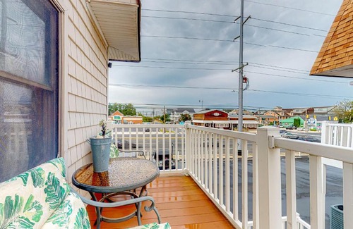 Fenwick Island Apartment | Fenwick Town Village - 606 Coastal Hwy #24
