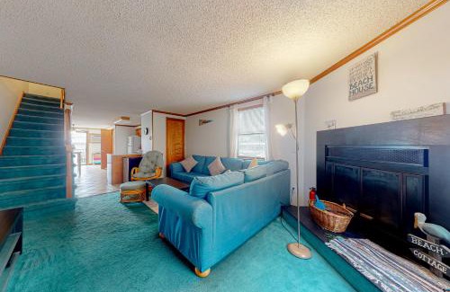 Fenwick Island Apartment | Fenwick Town Village - 606 Coastal Hwy #24