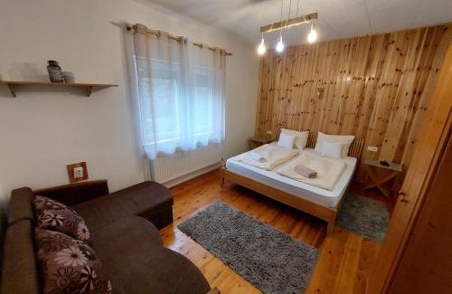 Szilvasvarad House | Fenyőfa vendégház