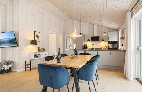 Knebel House | "Ferdine" - 1.5km from the sea by Interhome