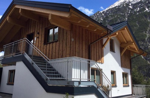 Steeg Apartment | Ferienchalet Elisabeth