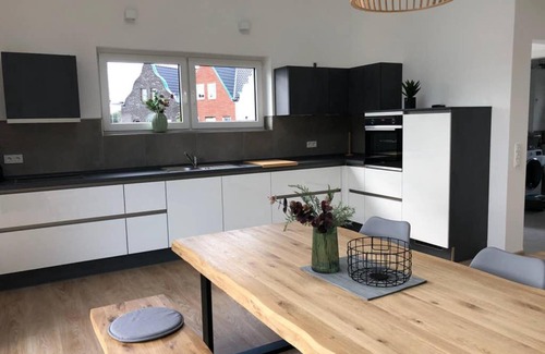 Barssel House | Ferienhaus am Harkebrügger See mit Sauna Haus Louis