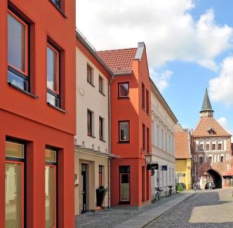Stralsund Apartment | Ferienhaus - Am Kütertor - alle Apartments mit Terrasse oder Balkon - in top Lage