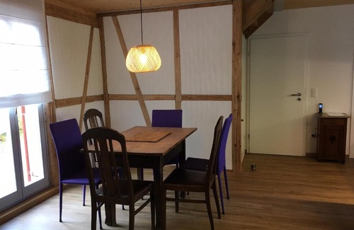 Ochsenfurt Apartment | Ferienhaus "Am Saarbach"