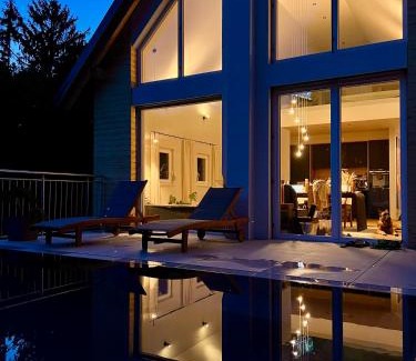 Oberhaag Villa | Ferienhaus auf 7 ha Alleinlage - Pool,Whirlpool, Sauna - Das Refugium Südsteiermark