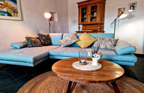 Feilsdorf House | Ferienhaus "Entenhaus" im Gutshaus De La Fontaine