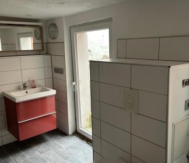 Schwaan Apartment | Ferienhaus Ferienwohnung in Bahnhofsnähe nach Warnemünde Ostsee