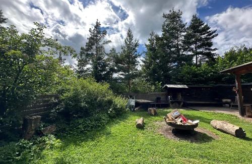 Edelschrott House | Ferienhaus im Wald