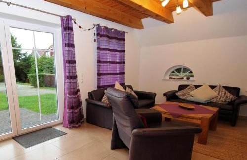 Middelsbur House | Ferienhaus in Dornum am Wasserschloss