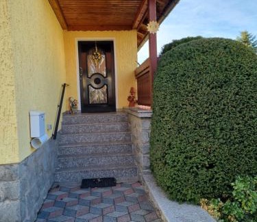 Kamsdorf Apartment | Ferienhaus in Thüringen Nähe Hohenwarte Stausee
