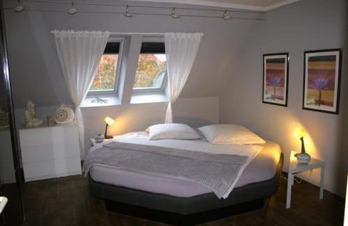 Sievershagen House | Ferienhaus Meerzeit-4SZ, 2Wohnzimmer, WLAN-8 km Warnemünde
