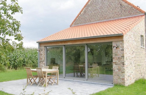 Zerkegem House | Ferienhaus mit gemeinsamem Pool und Garten
