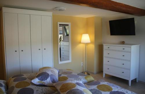 Medard House | Ferienhaus Pauline am Glan