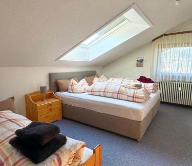 Schoenwald Apartment | Ferienhaus-Schönwald im Herzen des Schwarzwaldes 2-Zimmer-Maisonette-Wohnung mit Balkon App 12