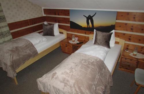 Imst House | Ferienhaus Tschenett