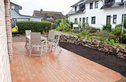 Gross Zicker Apartment | Ferienhaus zum Boddenstrand mit Ka