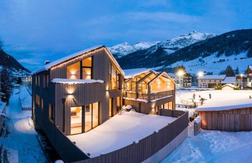 Neustift Im Stubaital House | Ferienhaus zum Stubaier Gletscher - Dorf