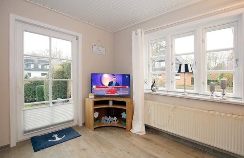 Wyk auf Foehr Apartment | Ferienwhg. in Wyk, 2 Personen im EG, 2-familienhaus, 2zimmer, Sauna auf ca. 65m²