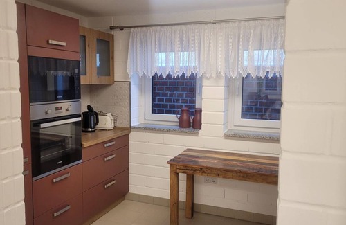 Reinhardtsdorf-Schoena Apartment | Ferienwohnung "heilige Stiege", 1 Schlafraum - Ferienhaus Barbarine