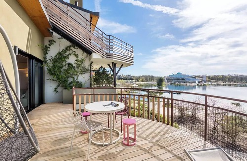 Bailly-Romainvilliers Apartment | Ferienwohnung Garden VIP 2 Personen