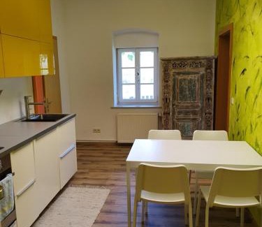 Sankt Margarethen an der Raab Apartment | Ferienwohnung am Trausdorfberg - Rosenblick