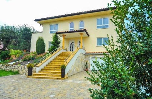 Sankt Peter-Freienstein House | Ferienwohnung Regina