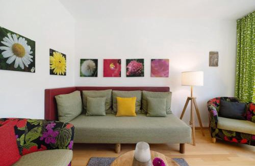 Bachem Apartment | Ferienwohnung Bachem mit Balkon