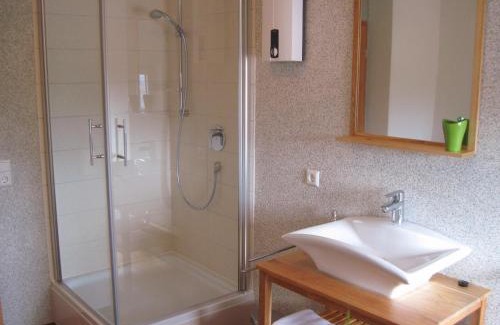 Villingen-Schwenningen Apartment | Ferienwohnung Orchidee am Neckar