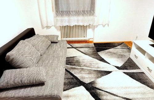Michelbach an der Bilz Apartment | Ferienwohnung Michelbach an der Bilz mit Parkplatz und Küche für 1 bis 5 Personen