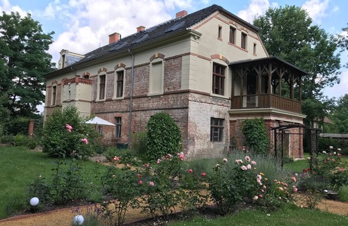 Laasow Apartment | Ferienwohnung im Historischen Herrenhaus - Ferienwohnung im Herrenhaus