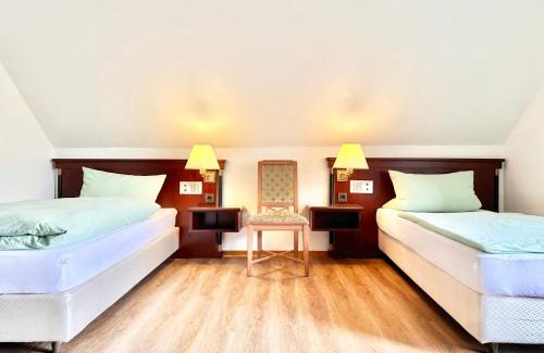 Loehne Apartment | Ferienwohnung 3 bis 6 Pers WLAN und Parkplatz, HDZ und Kliniken in der Nähe, direkt an der A2 und A30 gelegen