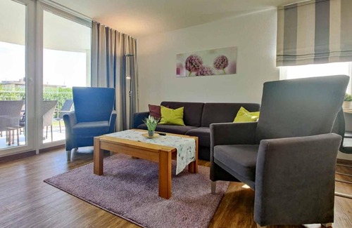 Duhnen Apartment | Ferienwohnung-308-Hohe-Lith-Duhnen-mit-eigenem-Strandkorb-am-Strand