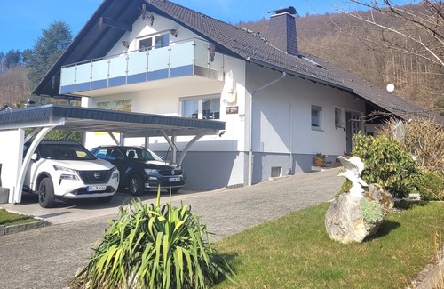 Mengershausen Apartment | Ferienwohnung, 89 qm, 2 Wohn/schlafzimmer, max 5 Personen