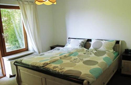 Neuravensburg Apartment | Ferienwohnung Alpsteinweg