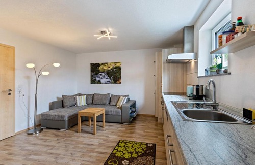 Zwiefalten Apartment | Ferienwohnung Alpenblick