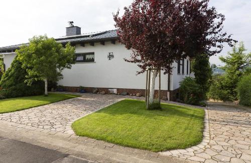 Edesheim Apartment | Ferienwohnung Althaus