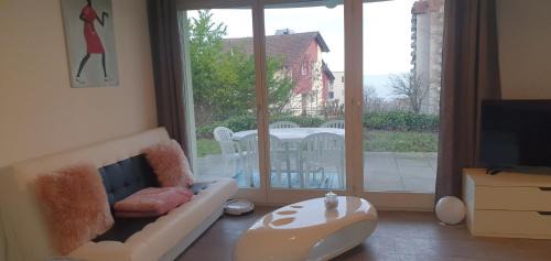 Rorschacherberg Apartment | Ferienwohnung am Bodensee mit Seesicht und Terrasse