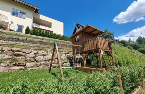 Unterkirnach Apartment | Ferienwohnung am Bach