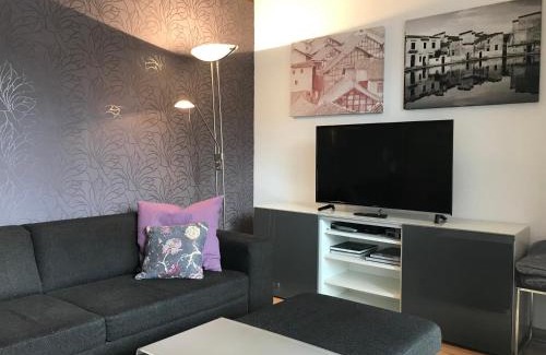 Enzisweiler Apartment | Ferienwohnung am Hopfengarten - helle 2 Zimmer Maisonette mit großem Balkon