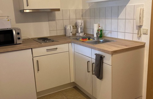 Lelkendorf Apartment | Ferienwohnung am Schloss für 1-4 Personen, Barrierefrei! Erholen und Genießen!