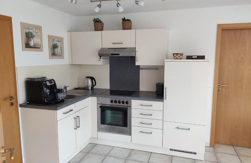 Salem Apartment | Ferienwohnung am Trillenbühl